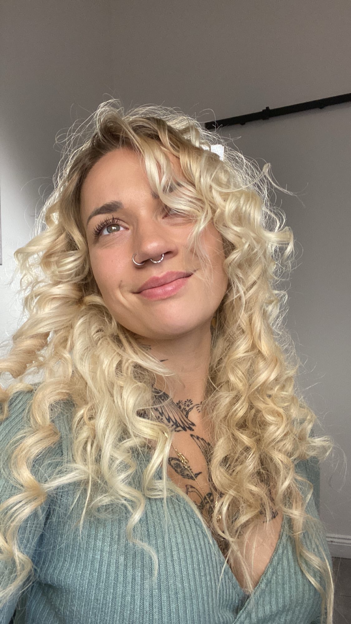 Ikonic tattoo artist berlin hessefiona