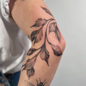 blackwork tattoo berlin