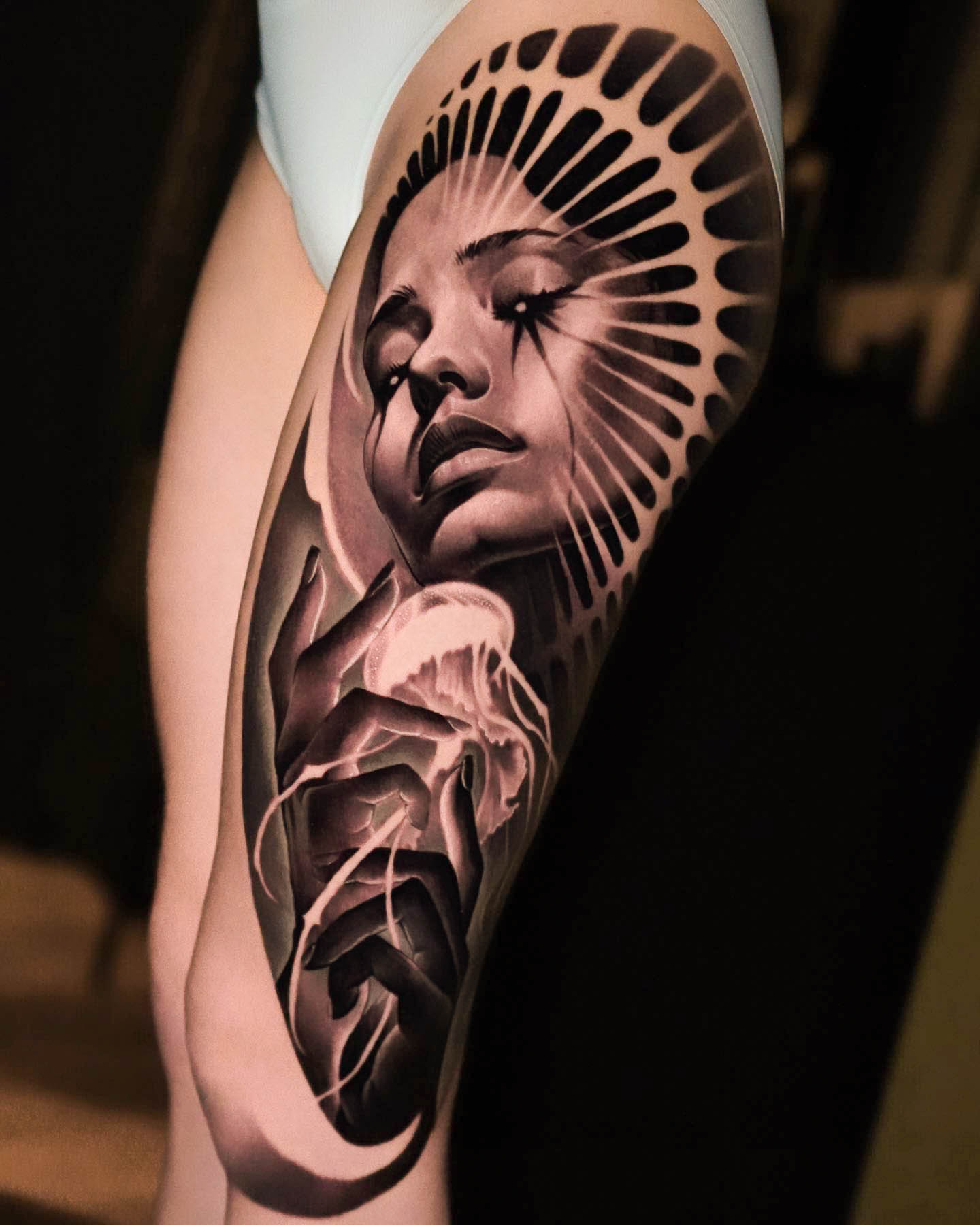Realismus tattoo in black and grey